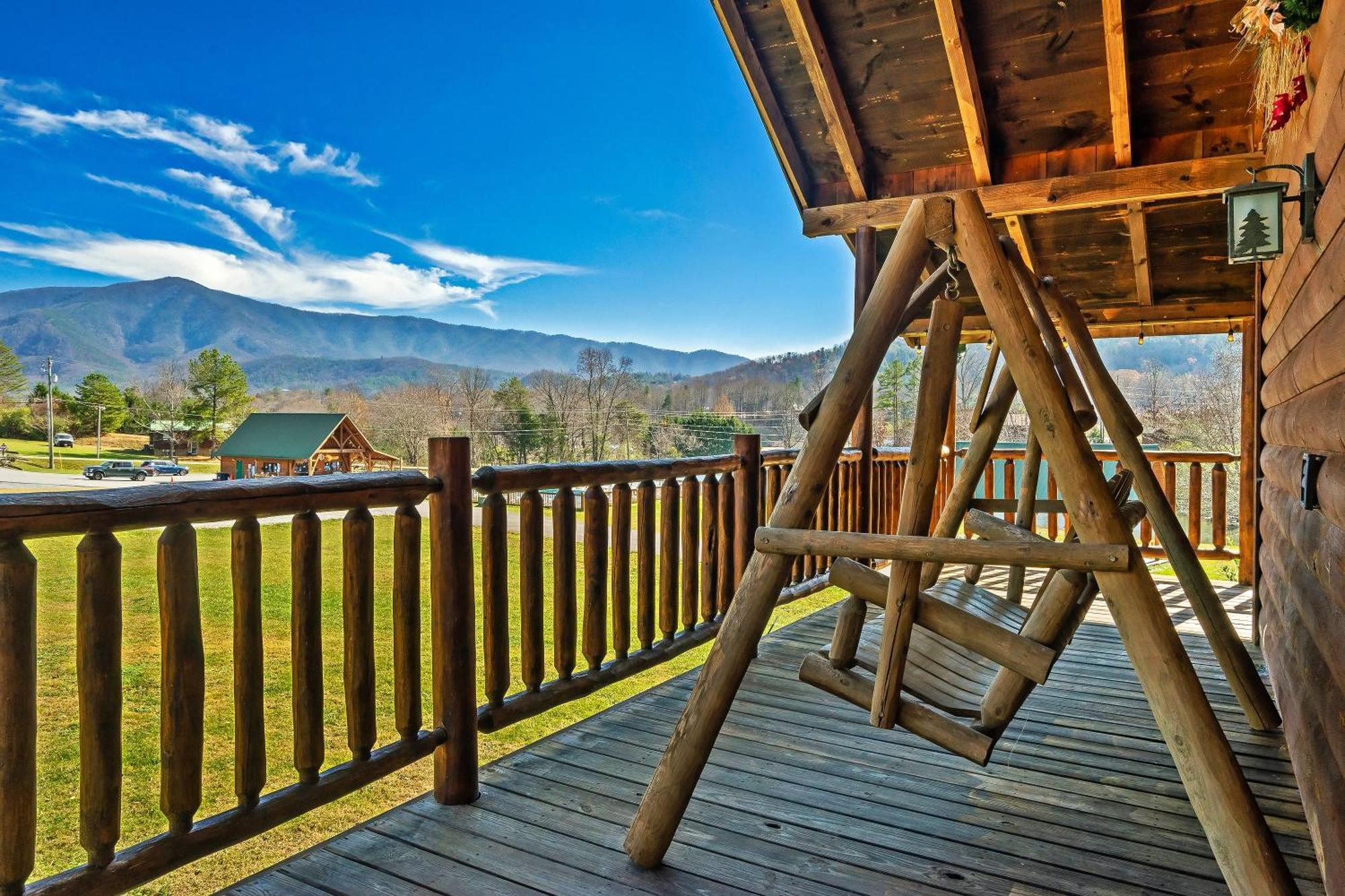 فيلا Spectacular Mtns Views With Private Hot Tub With Pool Table And Private Pond سيفيرفيل المظهر الخارجي الصورة